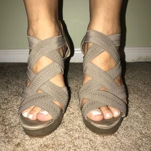 Stretchy Lace/Band Up Heels